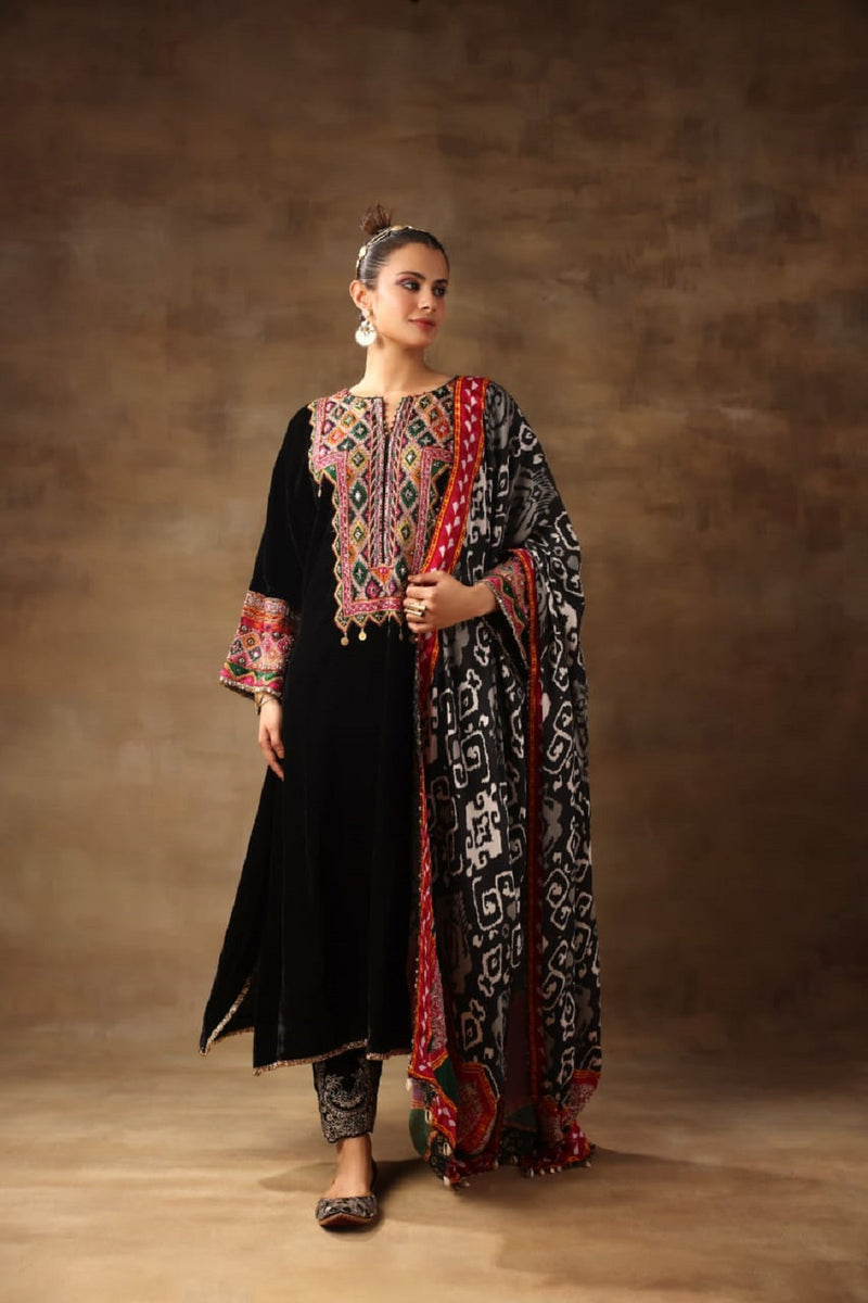 Ekat Print Black Velvet Kurta Set