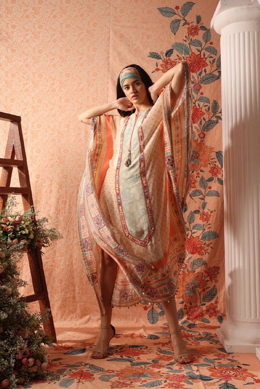 Long Neck Kaftan